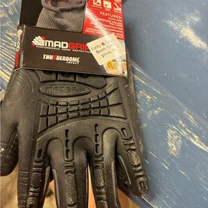 Men’s Black Thunderdome Impact Protective Gloves